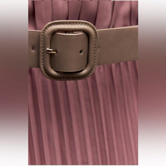 ZARA PLEATED DRESS WITH BELT - Picture 7 of 7